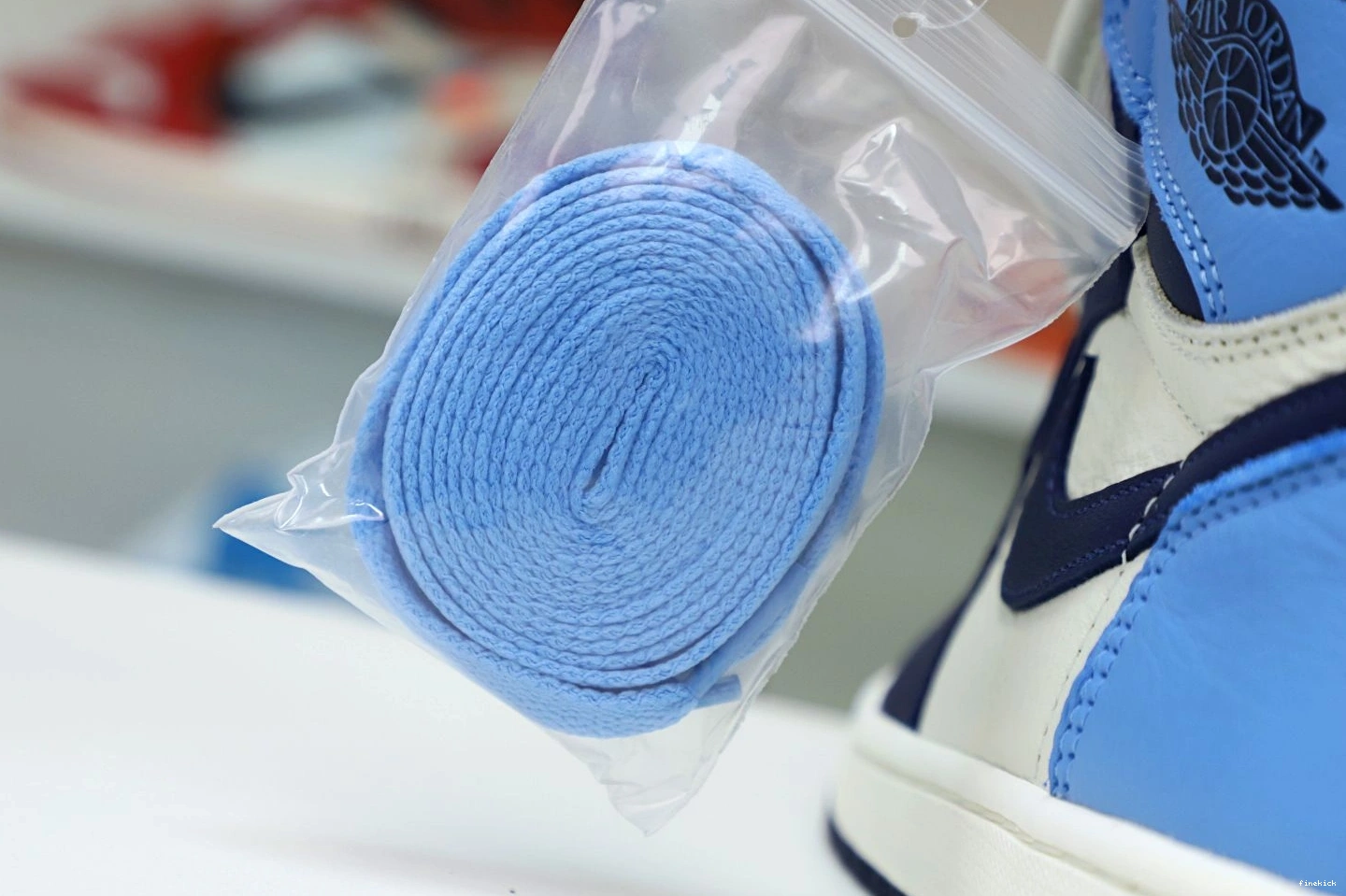 RETRO 1 HIGH 'OBSIDIAN' OG JORDAN AIR 1211